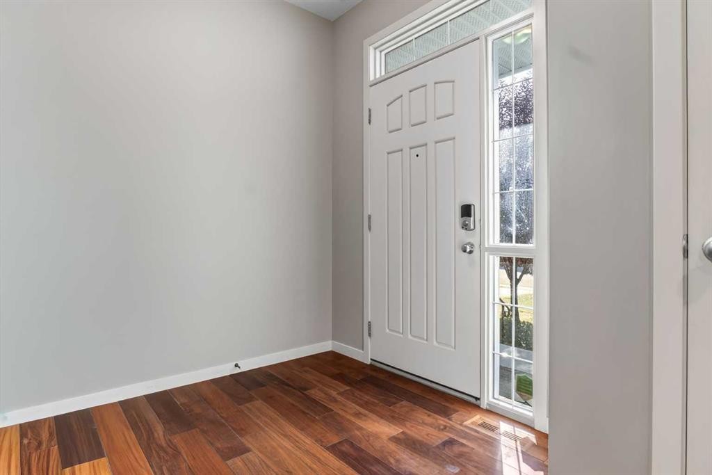 76 Auburn Glen Heights Se, Calgary, AB - Indoor Photo Showing Other Room