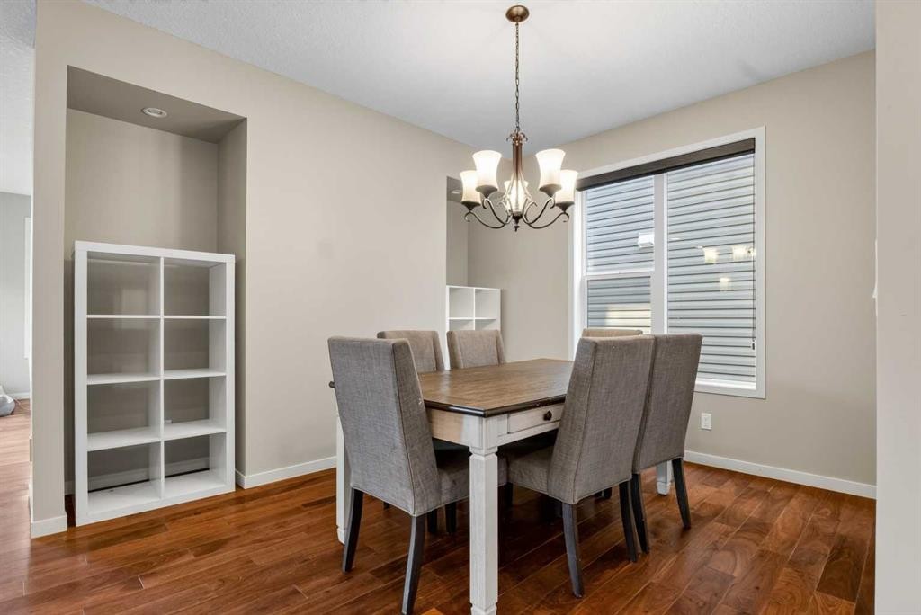 76 Auburn Glen Heights Se, Calgary, AB - Indoor Photo Showing Dining Room
