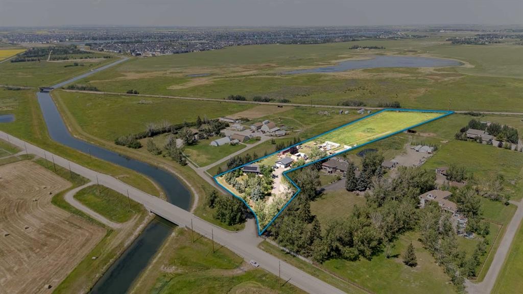 280166 Twp Rd 240, Chestermere, AB - Outdoor With View