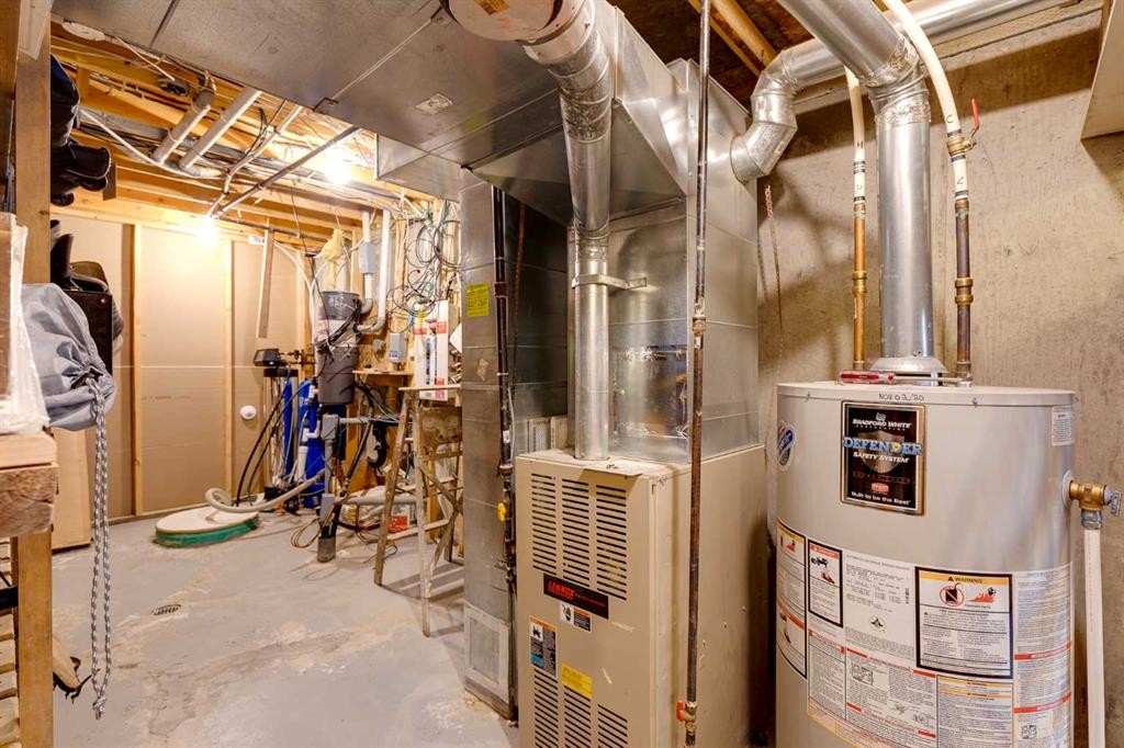280166 Twp Rd 240, Chestermere, AB - Indoor Photo Showing Basement