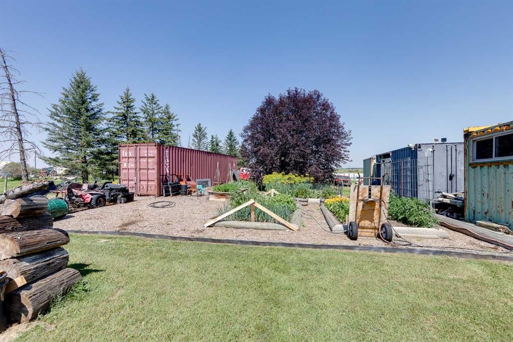 280166 Twp Rd 240, Chestermere, AB - Outdoor
