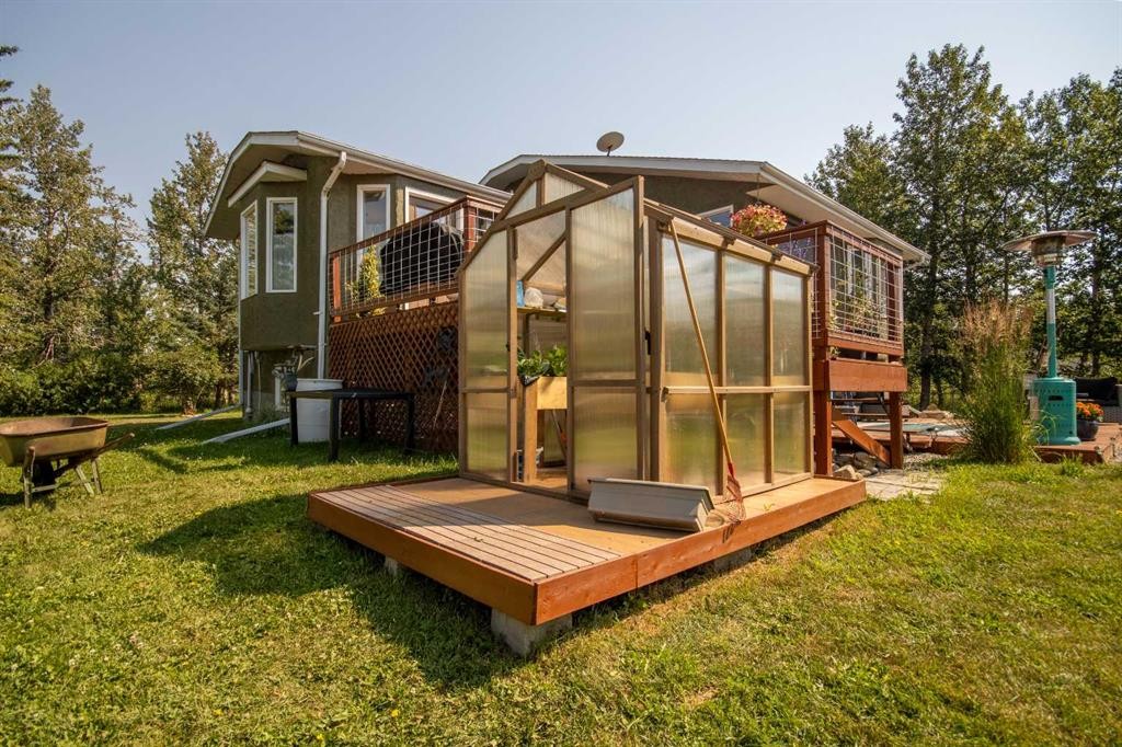 550 4 Avenue Sw, Sundre, AB - Outdoor