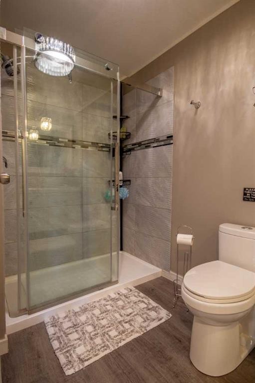 550 4 Avenue Sw, Sundre, AB - Indoor Photo Showing Bathroom