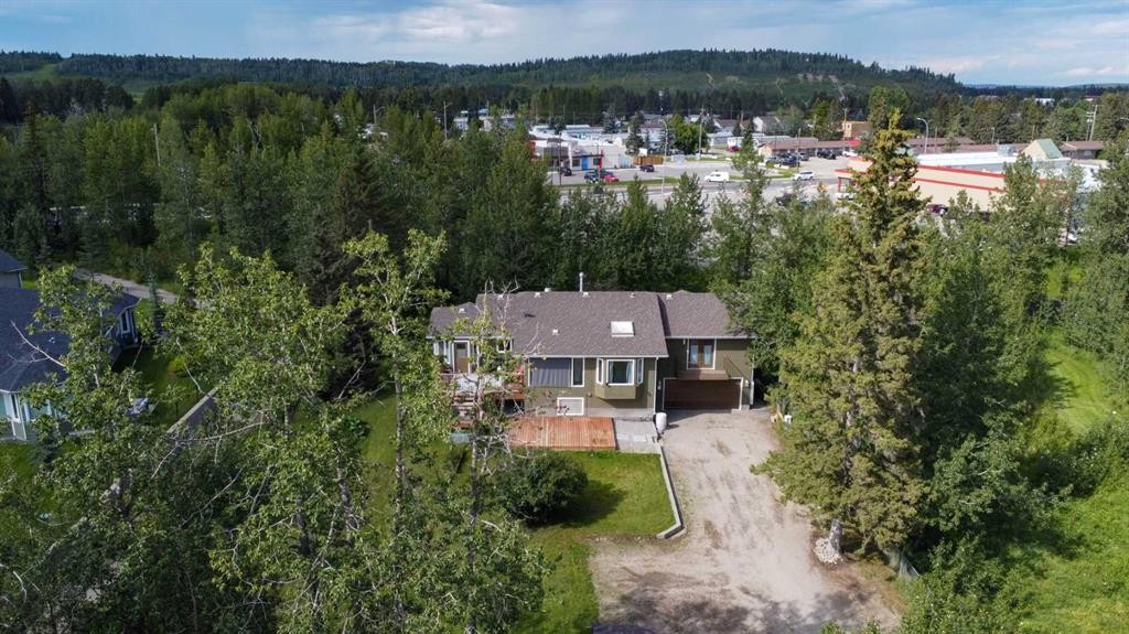 550 4 Avenue Sw, Sundre, AB - Outdoor With Deck Patio Veranda With View
