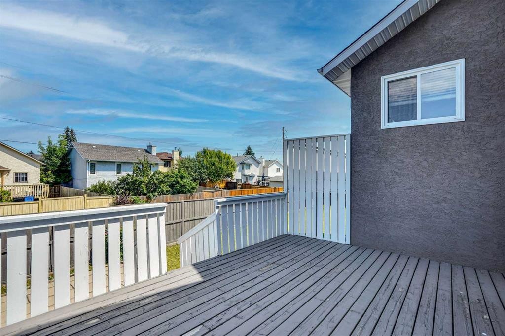 21 La Valencia Green Ne, Calgary, AB - Outdoor With Deck Patio Veranda With Exterior