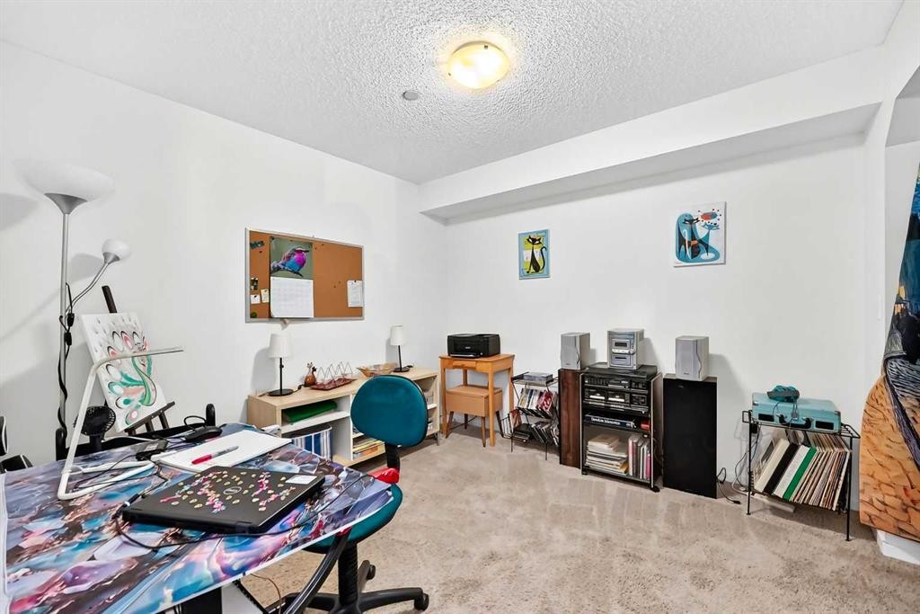 5102-755 Copperpond Boulevard Se, Calgary, AB - Indoor Photo Showing Office