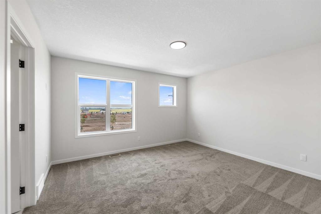 247 Lucas Gate Nw, Calgary, AB - Indoor Photo Showing Other Room