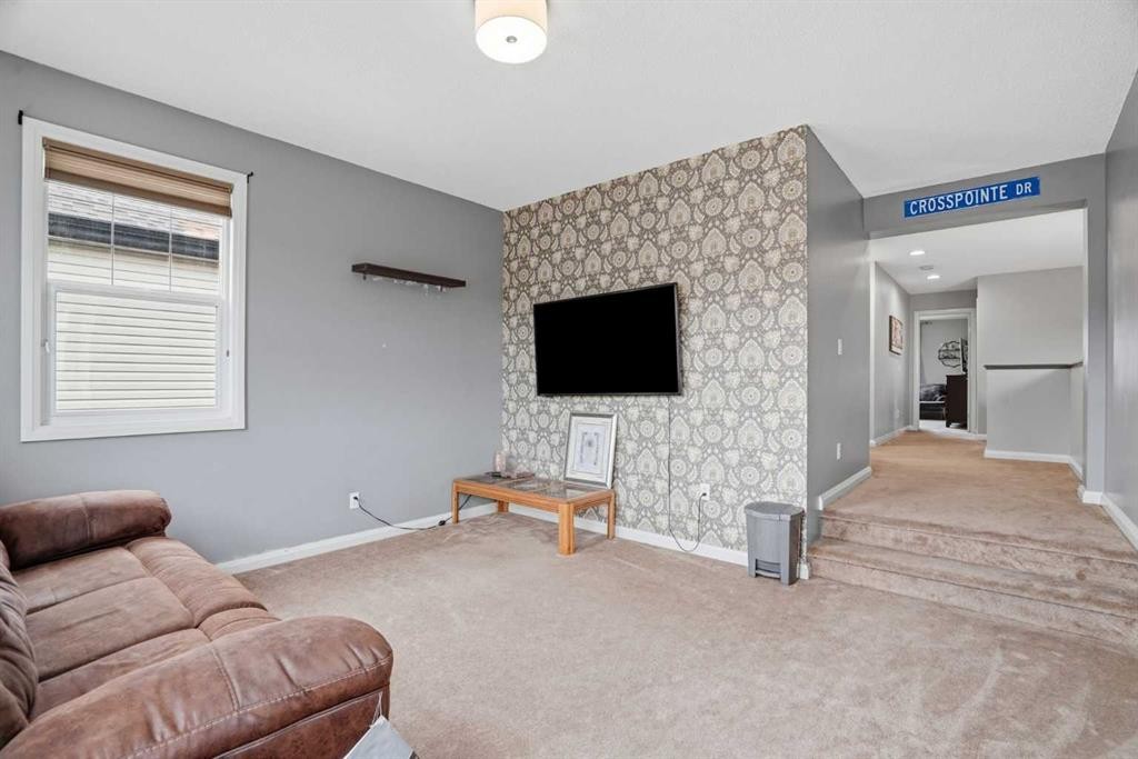 113 Sunset View, Cochrane, AB - Indoor