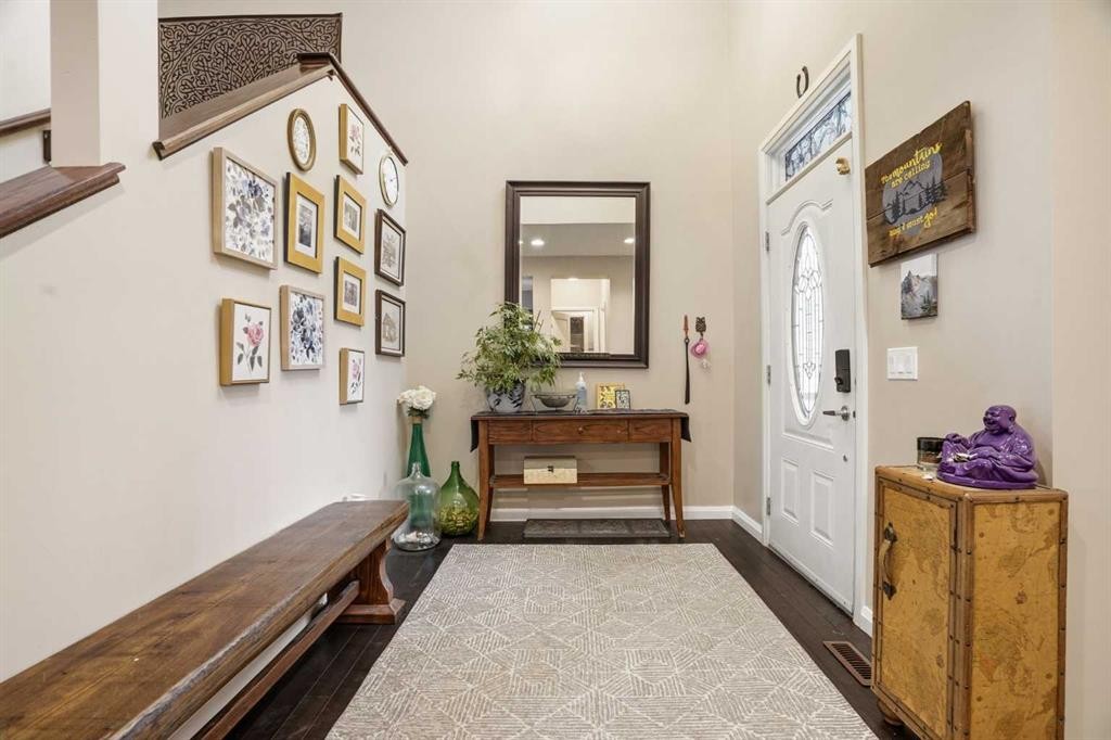 113 Sunset View, Cochrane, AB - Indoor Photo Showing Other Room