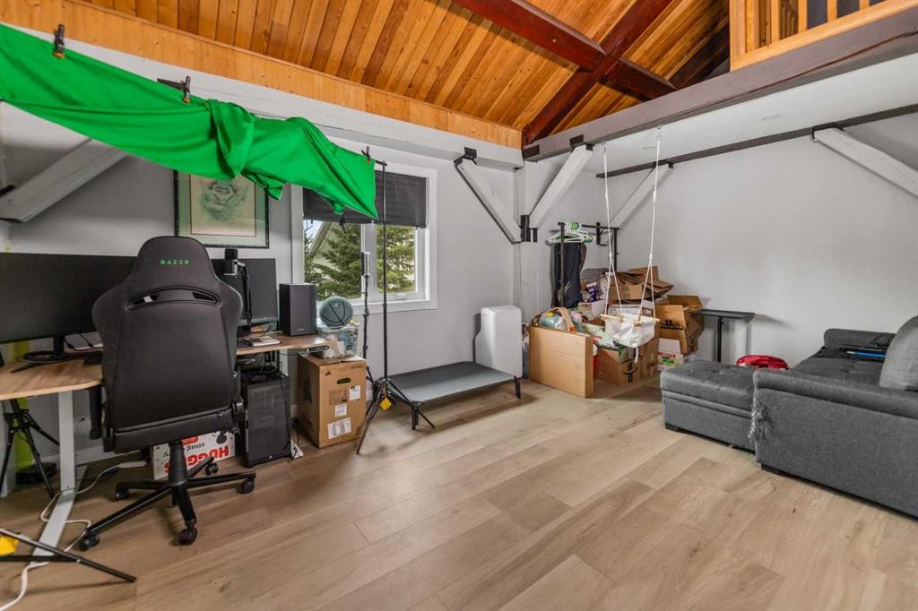 39 Chinook Crescent, Beiseker, AB - Indoor