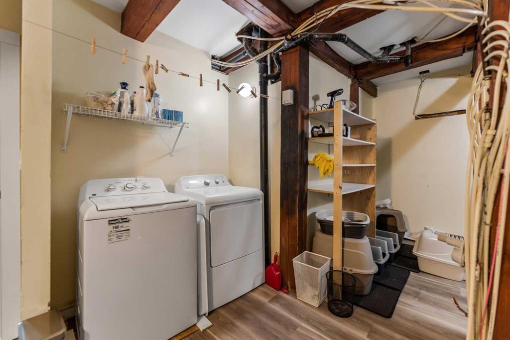39 Chinook Crescent, Beiseker, AB - Indoor Photo Showing Laundry Room