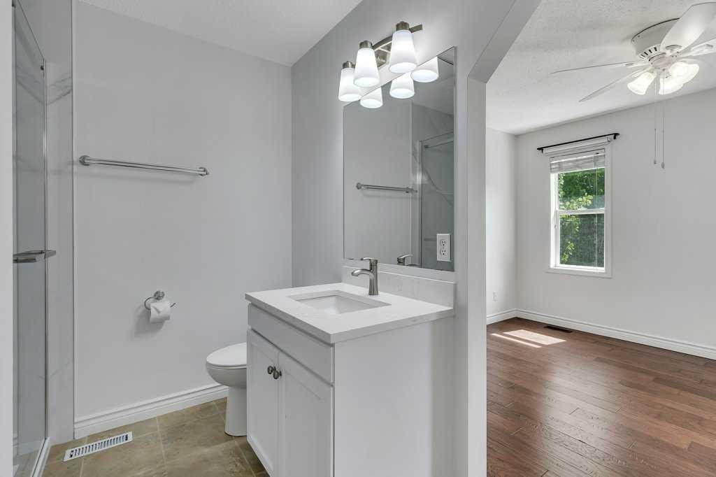 96 Valley Brook Circle Nw, Calgary, AB