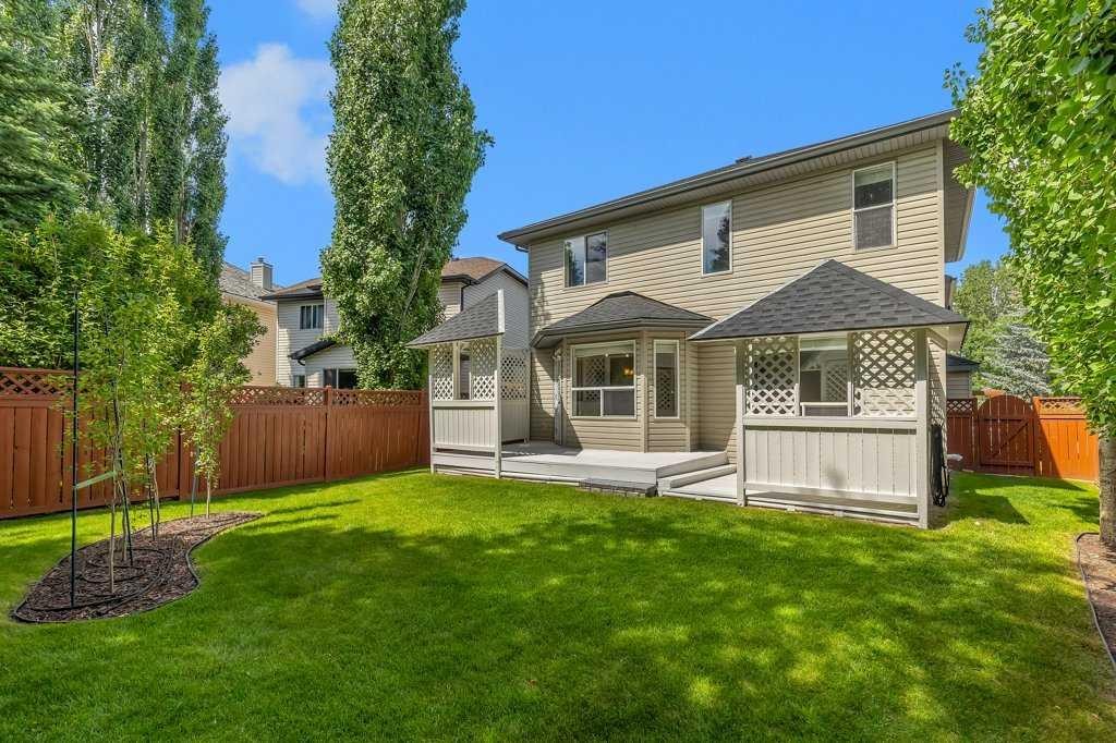 96 Valley Brook Circle Nw, Calgary, AB