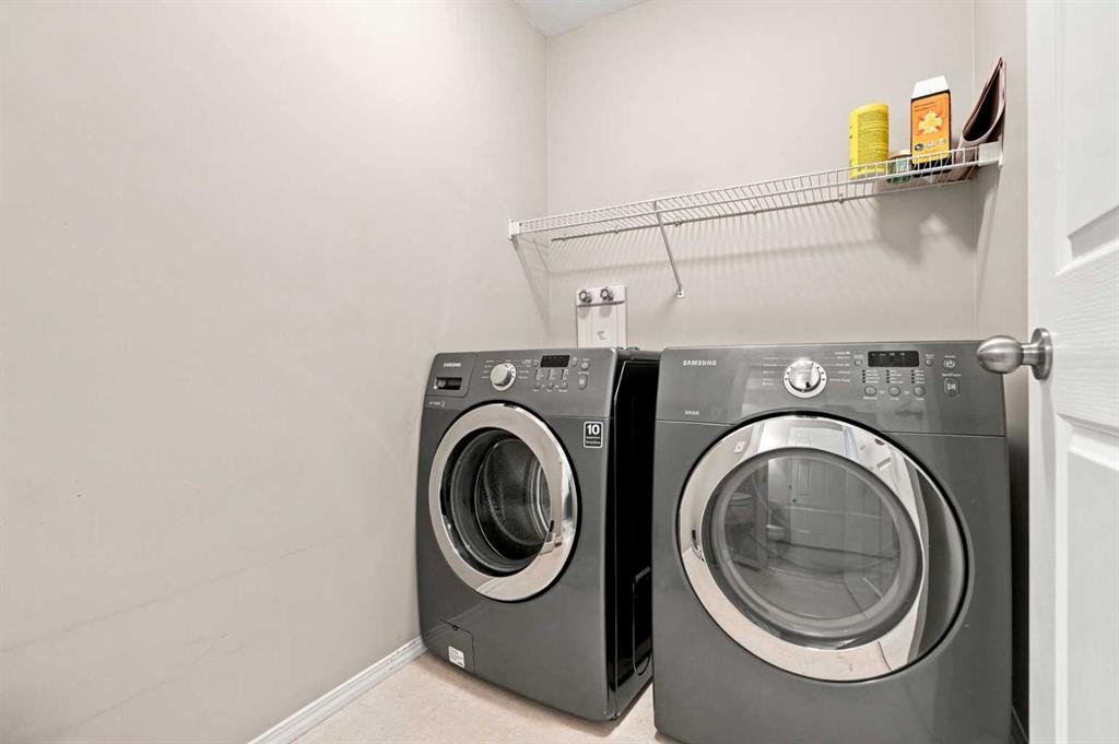 541 Citadel Meadow Bay Nw, Calgary, AB - Indoor Photo Showing Laundry Room