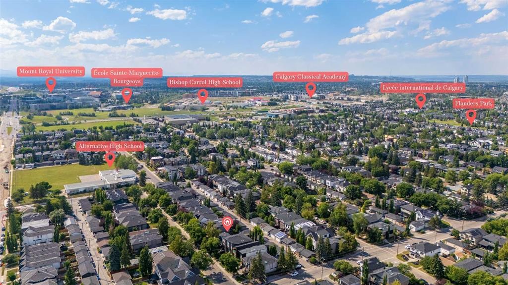 2012 49 Avenue Sw, Calgary, AB - Outdoor With View