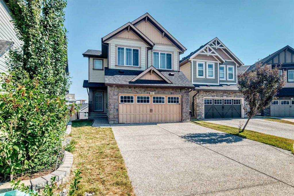 12 Kincora Mews Nw, Calgary, AB - Outdoor With Facade