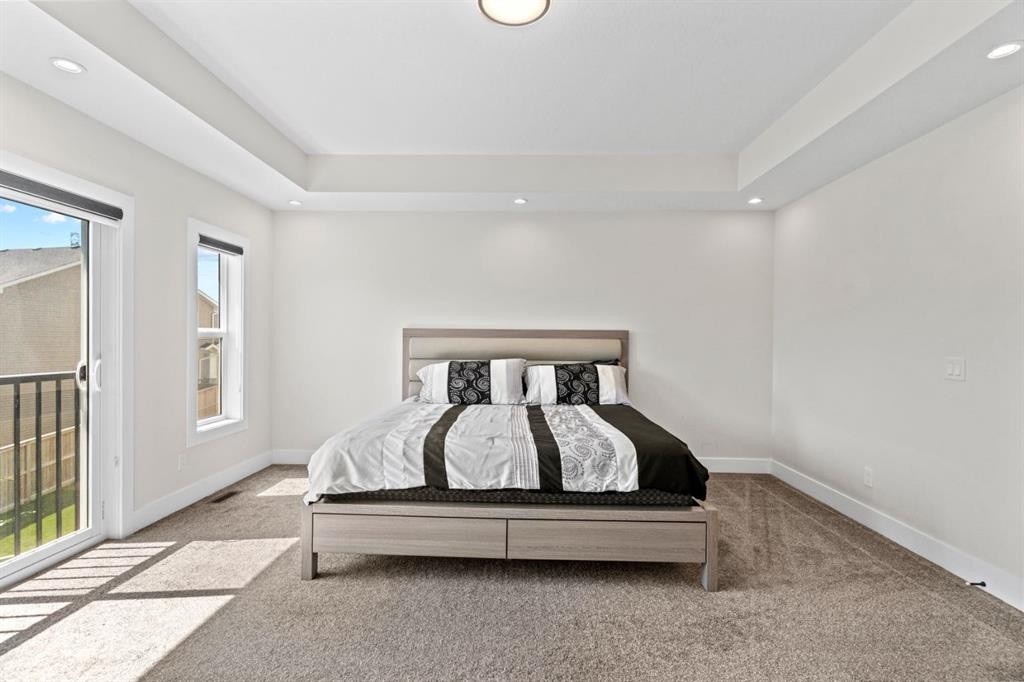 129 Marina Key, Chestermere, AB - Indoor Photo Showing Bedroom