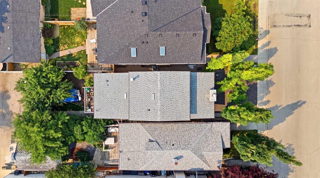 217 23 Avenue Ne, Calgary, AB - Outdoor