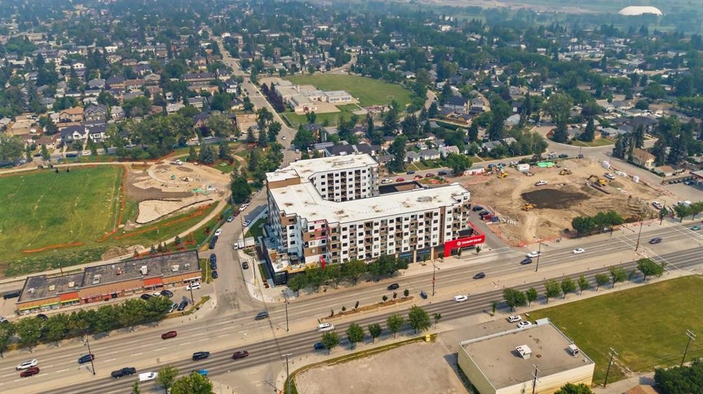 217 23 Avenue Ne, Calgary, AB - Outdoor With View