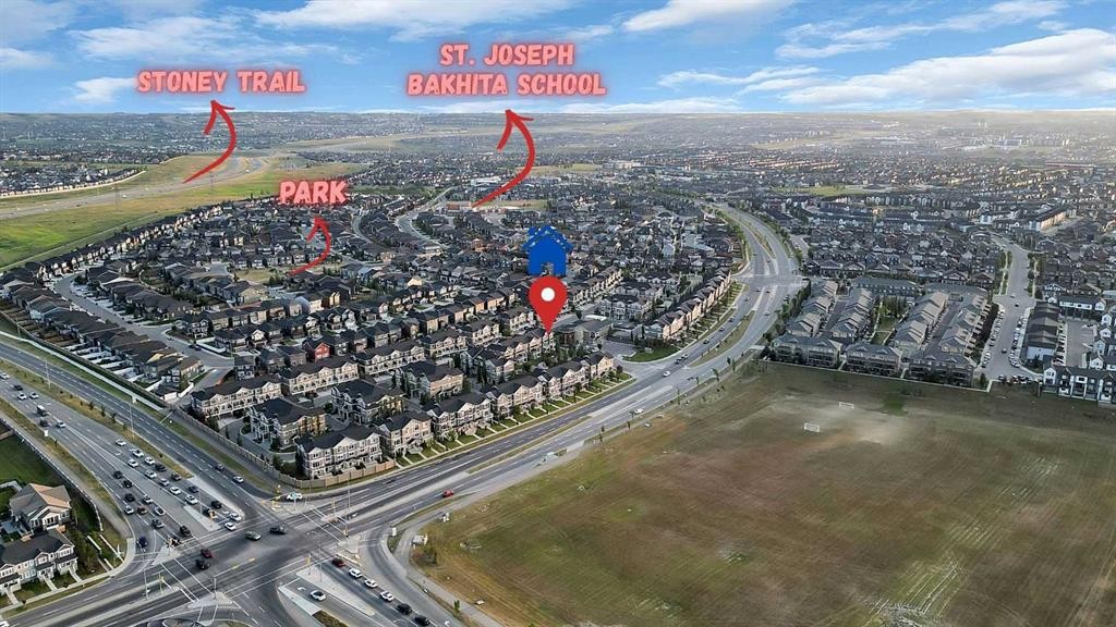 570 Evanston Manor Nw, Calgary, AB - Outdoor With View