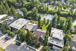 922 Rideau Road SWCalgary, AB T2S 2J5