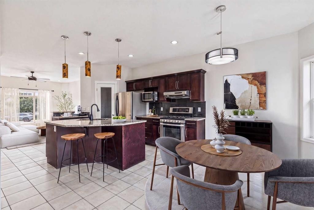 12 Autumn Court Se, Calgary, AB