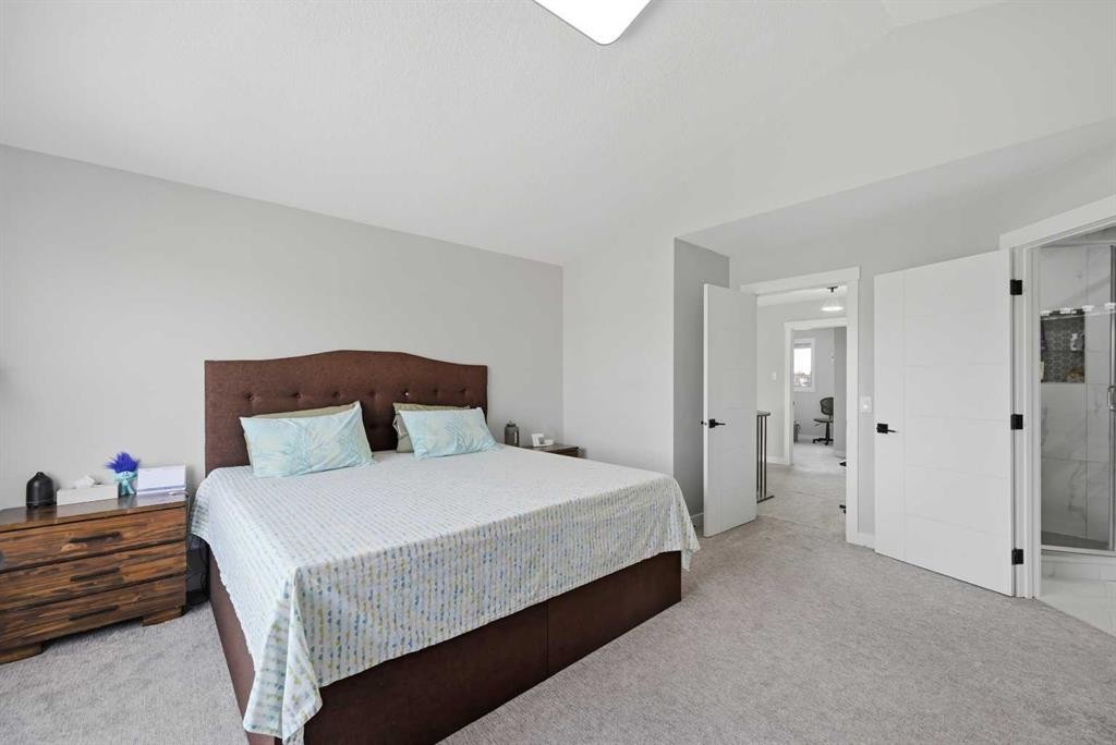 760 Saddlecreek Way Ne, Calgary, AB - Indoor Photo Showing Bedroom