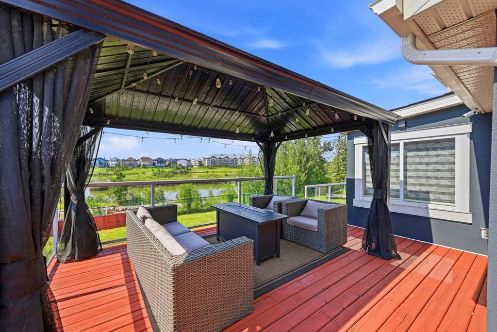 760 Saddlecreek Way Ne, Calgary, AB - Outdoor With Deck Patio Veranda With Exterior
