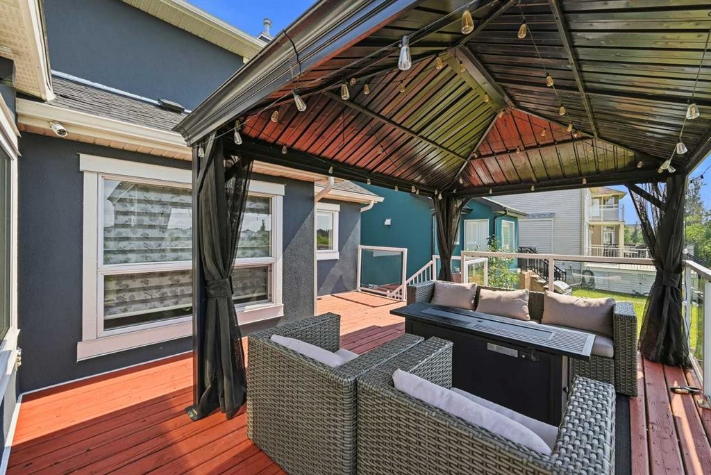760 Saddlecreek Way Ne, Calgary, AB - Outdoor With Deck Patio Veranda With Exterior