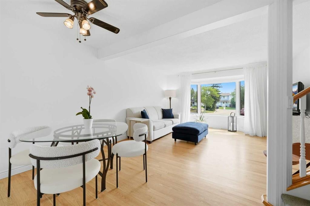 224 Erin Dale Place Se, Calgary, AB - Indoor