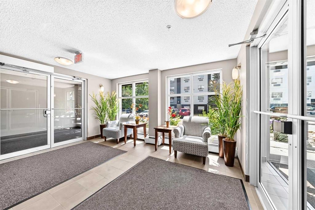 5601-11811 Lake Fraser Drive Se, Calgary, AB - Indoor