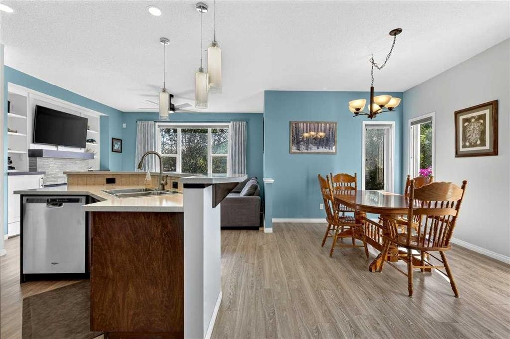 21 Mcintyre Place Nw, Langdon, AB - Indoor