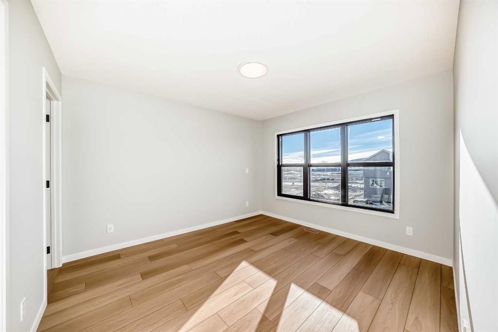 1245 Creekview Drive Sw, Calgary, AB - Indoor Photo Showing Other Room