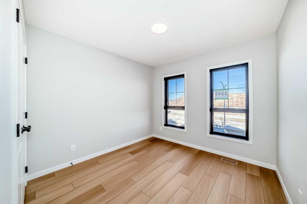 1245 Creekview Drive Sw, Calgary, AB - Indoor Photo Showing Other Room
