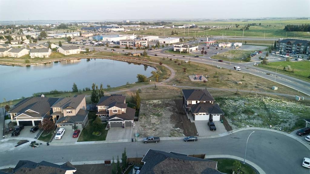 25 Lakes Estates Circle, Strathmore, AB