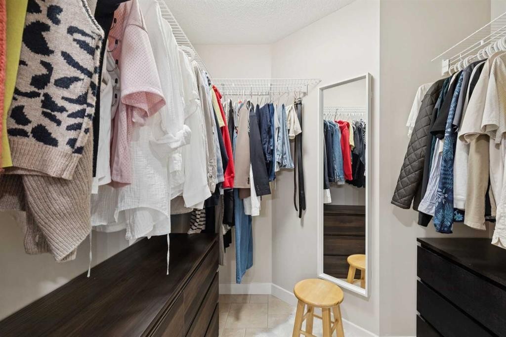 36 Cranwell Green Se, Calgary, AB - Indoor With Storage