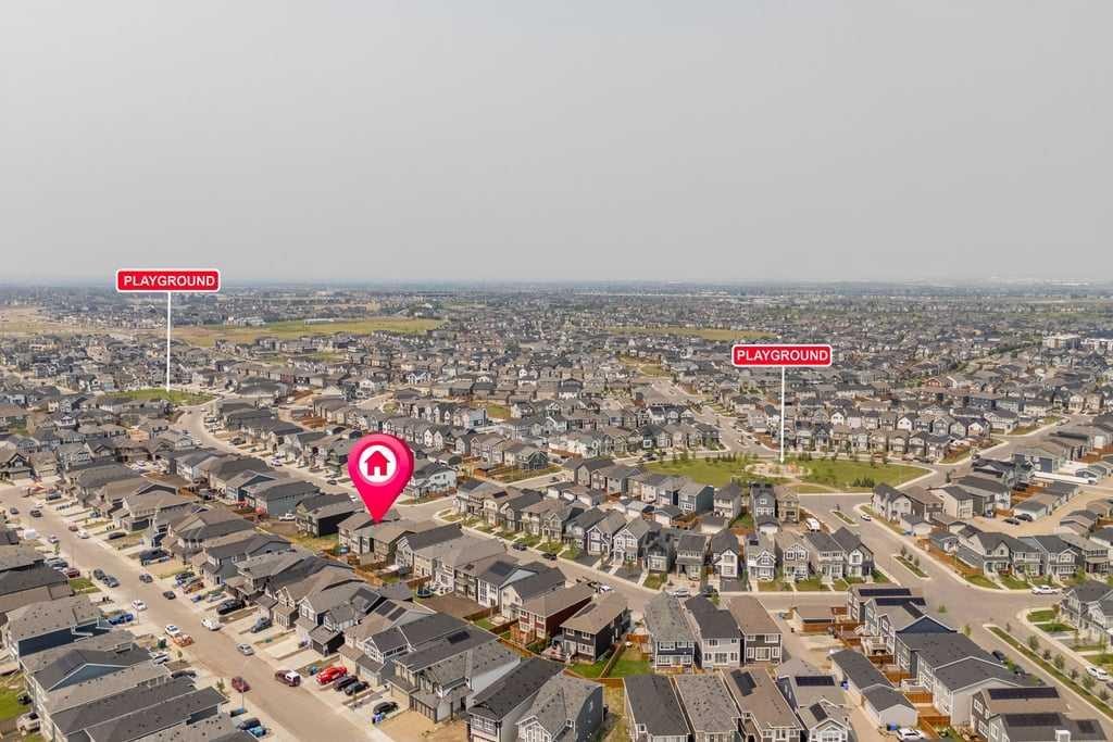 338 Magnolia Way Se, Calgary, AB - Outdoor With View