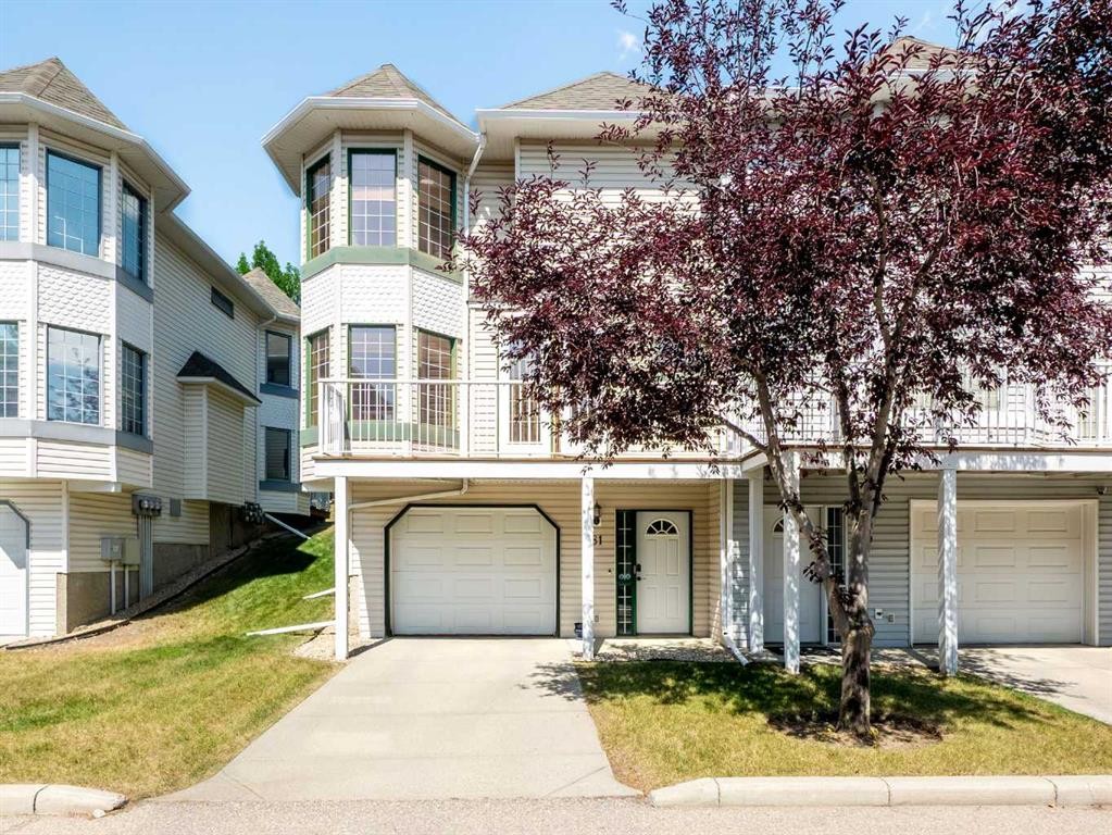 81 Prominence View Sw, Calgary, AB - Outdoor With Facade