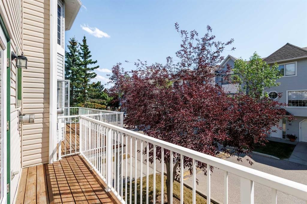 81 Prominence View Sw, Calgary, AB - Outdoor