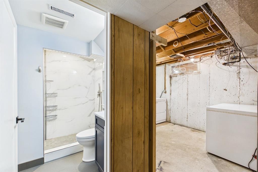 83 Westover Drive Sw, Calgary, AB - Indoor