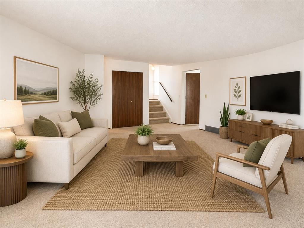 88 Castleglen Way Ne, Calgary, AB - Indoor Photo Showing Living Room