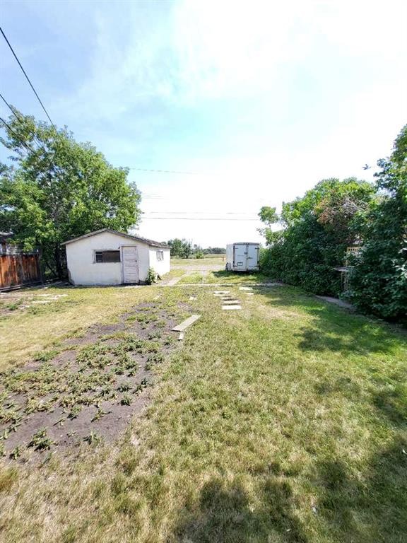2522 17 Street Se, Calgary, AB - Outdoor