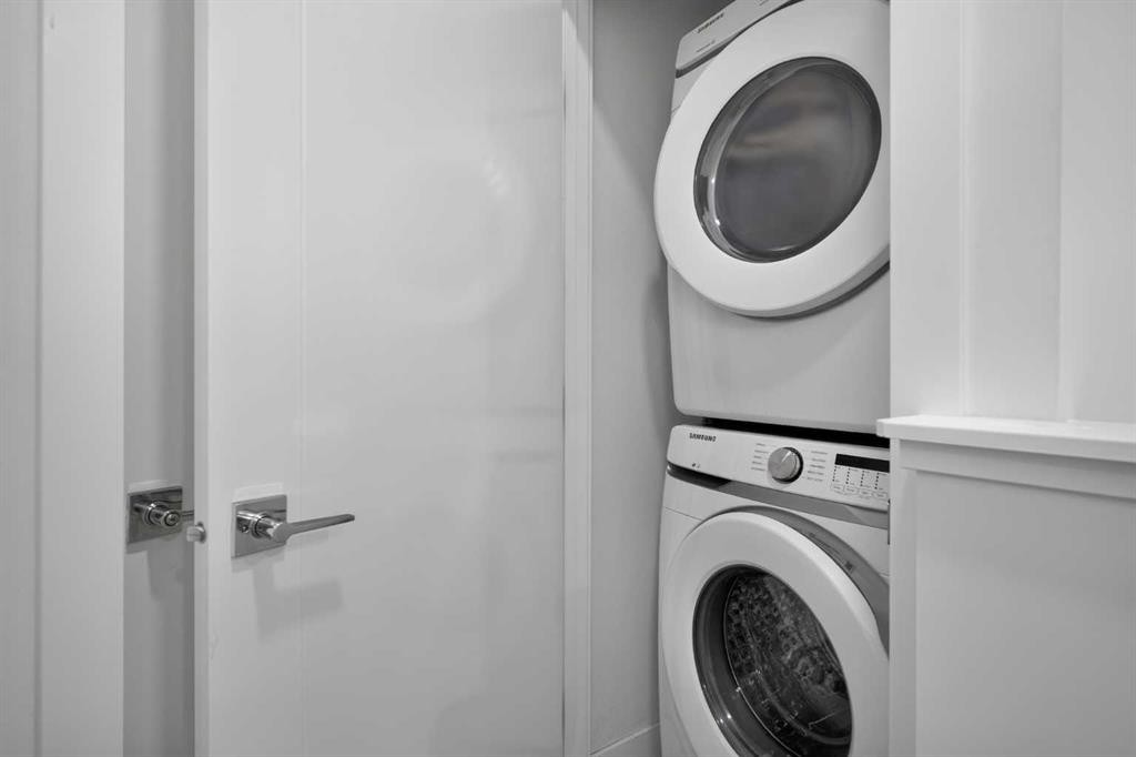 202-101 Panatella Square Nw, Calgary, AB - Indoor Photo Showing Laundry Room