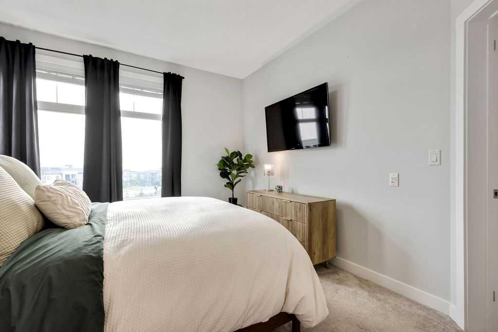 2310-3727 Sage Hill Drive Nw, Calgary, AB - Indoor Photo Showing Bedroom
