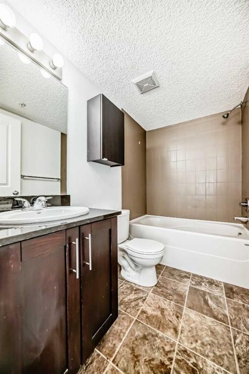 111-195 Kincora Glen Road Nw, Calgary, AB - Indoor Photo Showing Bathroom