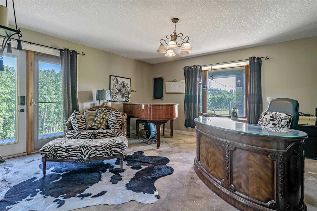 311068 Parkins Road West, Rural Foothills County, AB - Indoor