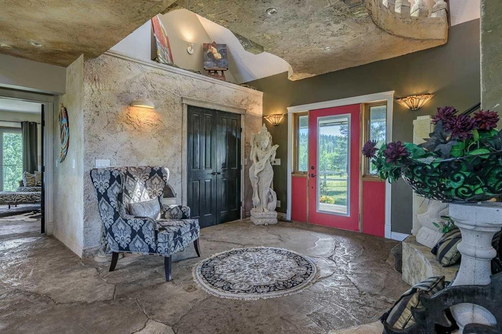311068 Parkins Road West, Rural Foothills County, AB - Indoor Photo Showing Other Room
