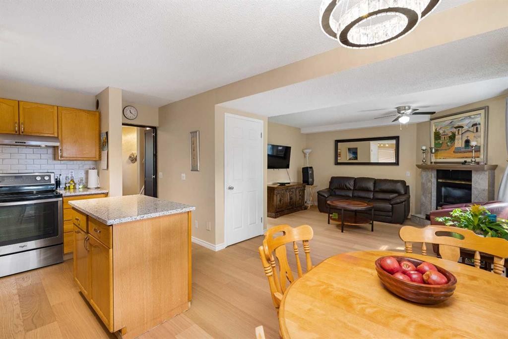 232 Harvest Glen Place Ne, Calgary, AB - Indoor
