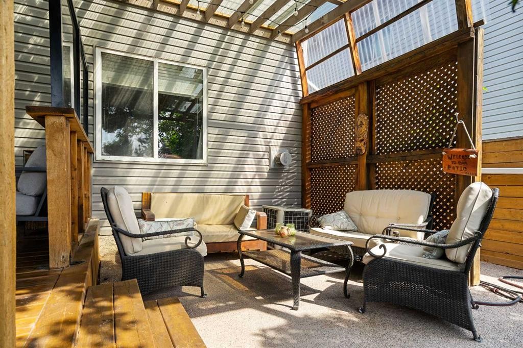 232 Harvest Glen Place Ne, Calgary, AB - Outdoor With Deck Patio Veranda With Exterior