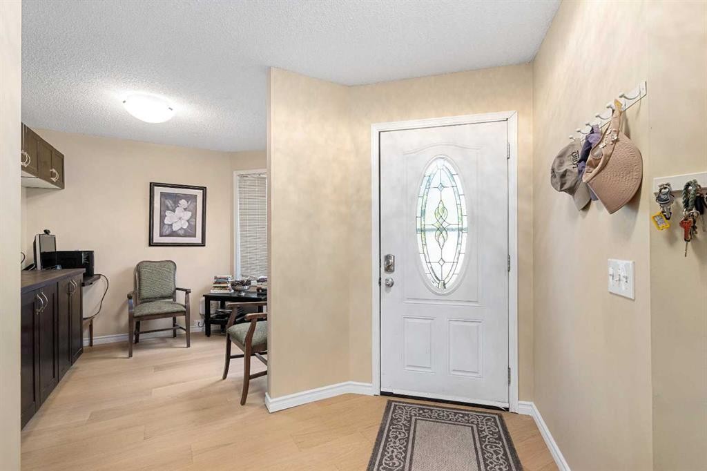 232 Harvest Glen Place Ne, Calgary, AB - Indoor Photo Showing Other Room